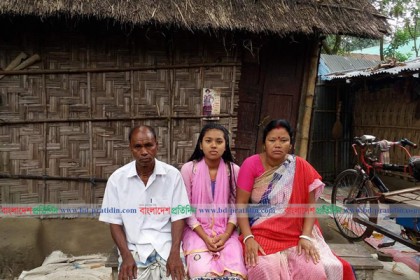 ম্যাজিস্ট্রেট হতে চায় দিনাজপুরের পূর্ণিমা