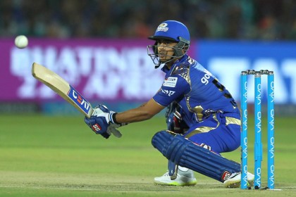 কলকাতাকে ২১১ রানের টার্গেট দিয়েছে মুম্বাই
