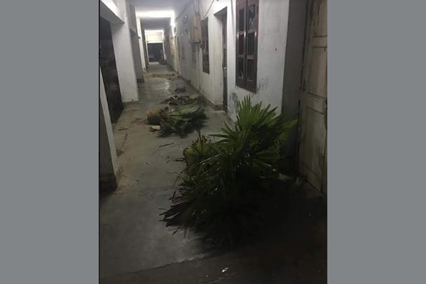চবিতে ছাত্রলীগের কমিটির গুঞ্জনে হলের কক্ষ ভাঙচুর