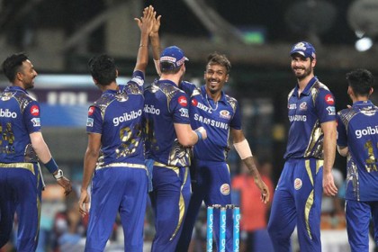 ইডেনে বিধ্বস্ত কলকাতা, প্লে অফের পথে মুম্বাই