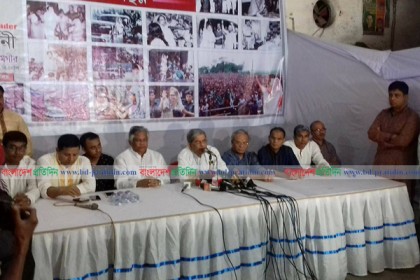 জাতীয় ঐক্যের মাধ্যমে দেশ ও গণতন্ত্রকে মুক্ত করতে হবে: ফখরুল