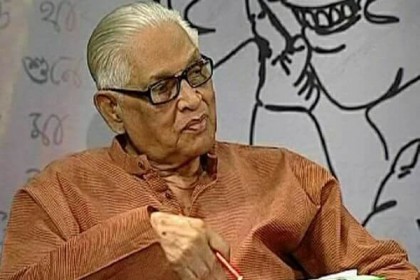 শহীদ মিনারে জাতীয় অধ্যাপক মুস্তাফা নূরউল ইসলামের মরদেহ