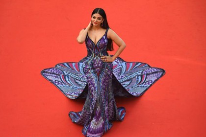 কানের লালগালিচায় ঐশ্বরিয়ার দাপট