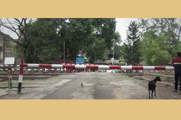 হিলি স্থলবন্দরে আজ আমদানি-রফতানি বন্ধ