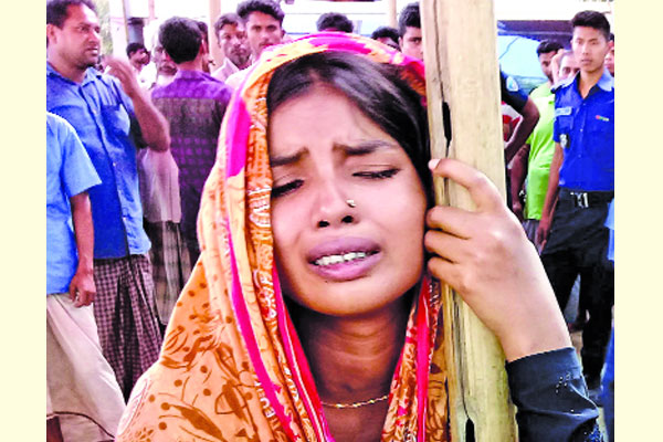 চট্টগ্রামে ফের মৃত্যু মিছিল