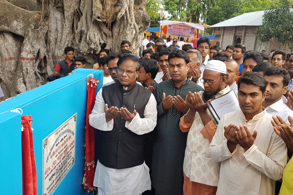 নাটোরে বড়াল নদীর ওপর ব্রীজ নির্মাণ কাজের উদ্বোধন