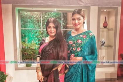 পিয়ার উপস্থাপনায় মমতাজ ও মৌসুমী
