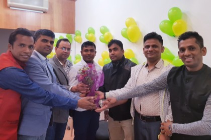 ইতালিতে বাংলাদেশির মোবাইল সার্ভিসিং প্রশিক্ষণ কেন্দ্র উদ্বোধন