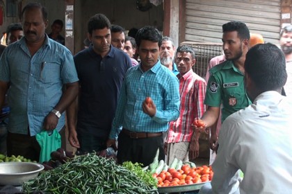 রমজানে খাদ্যে ভেজাল রোধে বরিশালে অভিযান অব্যাহত
