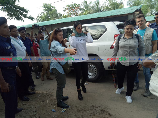 কুতুপালং রোহিঙ্গা ক্যাম্পে যাচ্ছেন প্রিয়াঙ্কা চোপড়া