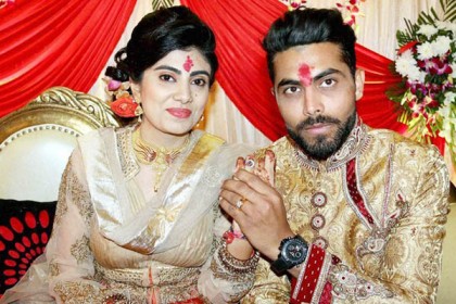জাদেজার স্ত্রীকে পুলিশের 'চড়'
