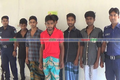 ঝিনাইদহে ১৩ মাদক ব্যবসায়ীসহ গ্রেফতার ৪৫