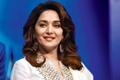 আইপিএলের ফাইনালে সবচেয়ে বড় চমক হতে পারেন মাধুরী!