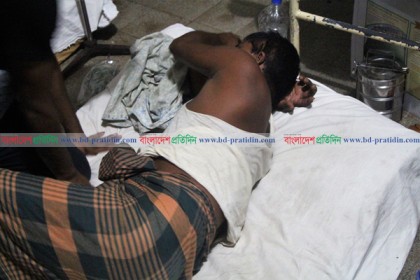 শাবির কর্মচারীর লাঠির আঘাতে হাসপাতালে আরেক কর্মচারী 