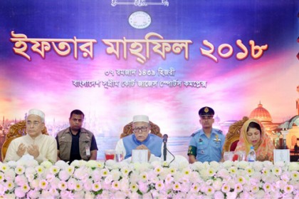 প্রধান বিচারপতির ইফতারে রাষ্ট্রপতির যোগদান
