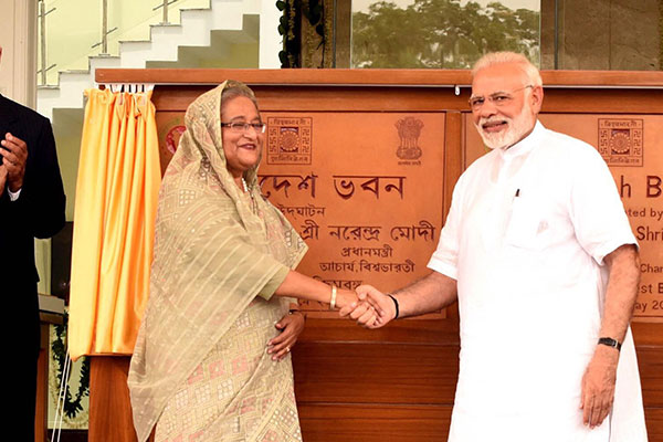 শান্তিনিকেতনে বাংলাদেশ ভবনের উদ্বোধন করলেন শেখ হাসিনা-মোদি