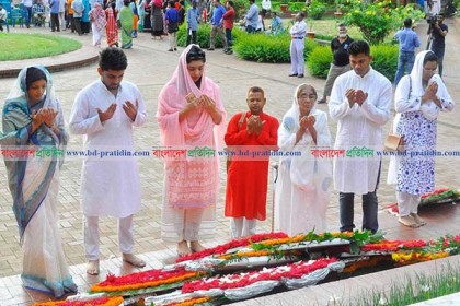 'দেশ-ভাষার মতো নজরুলও অমর হয়ে থাকবেন'