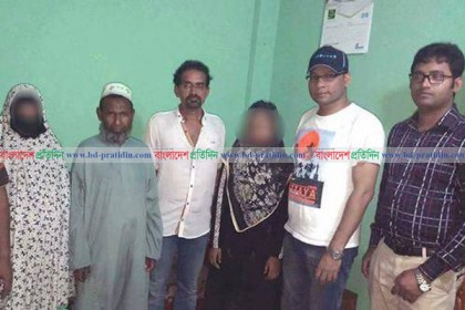বাল্য বিয়ে বন্ধ করে মেয়েটির পড়ালেখার দায়িত্ব নিলেন ডিসি