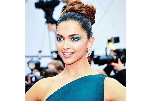 সুপারহিরোর চরিত্রে আসছেন দীপিকা!