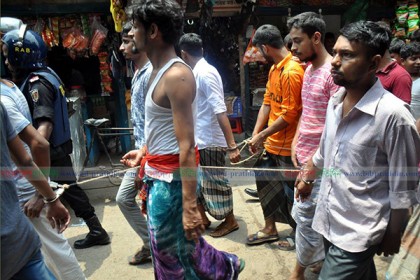 মোহাম্মদপুরে র‌্যাবের মাদকবিরোধী অ‌ভিযান