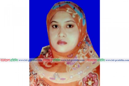নাটোরে প্রবাসীর স্ত্রী'র ঝুলন্ত মরদেহ উদ্ধার