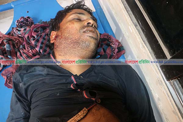 নওগাঁয় পুকুর দখলকে কেন্দ্র করে সংঘর্ষে যুবলীগ সভাপতি নিহত
