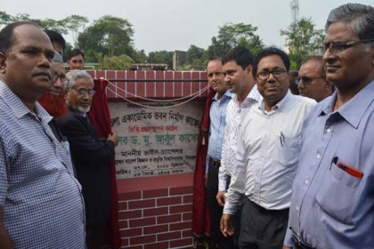 হাবিপ্রবিতে ১০তলা বিশিষ্ট একাডেমিক ভবনের ভিত্তিপ্রস্তর স্থাপন