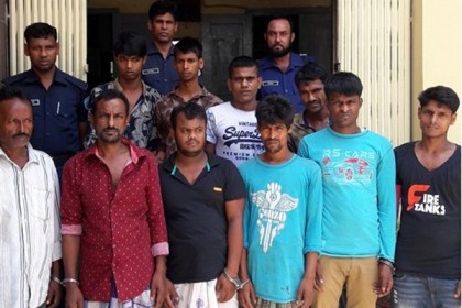 মির্জাপুরে দুই ছিনতাইকারীসহ গ্রেফতার ৭