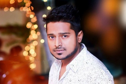 এই সময়ে মিলন