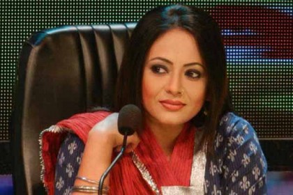 সবাইকে কাঁদিয়ে চলে গেলেন শ্রীলেখা!