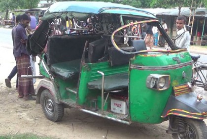 ঝিনাইদহে পৃথক সড়ক দুর্ঘটনায় নিহত ৪