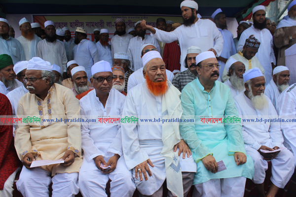 সিলেটে দলমত ভুলে এক মঞ্চে সকল নেতা