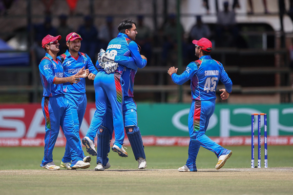 রাশিদের স্পিন ঘূর্ণিতেই হারল সাকিবরা