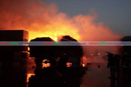 বেনোপোল বন্দর দিয়ে আমদানি-রফতানি বন্ধ