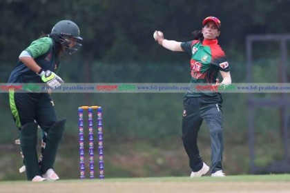 পাকিস্তানকে ৭ উইকেটে হারাল সালমাবাহিনী