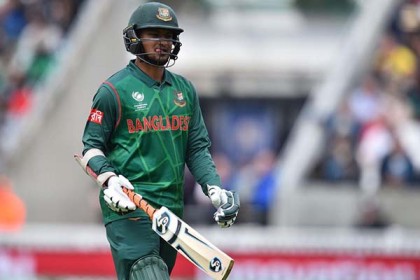 সাকিবের অধিনায়কত্ব যখন প্রশ্নবিদ্ধ