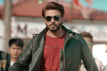 ঈদের আগেই অন্তর্জাল কাঁপাচ্ছেন শাকিব