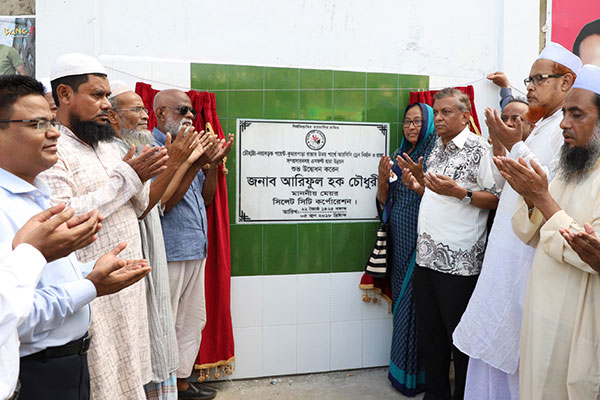 পাঁচ কোটি টাকায় সড়ক সম্প্রসারণ করলো সিসিক