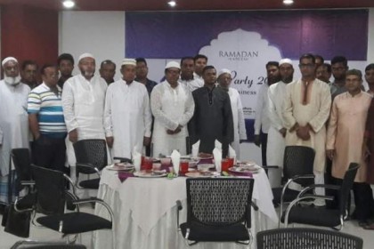খুলনায় বসুন্ধরা ফুড এন্ড বেভারেজের ইফতার