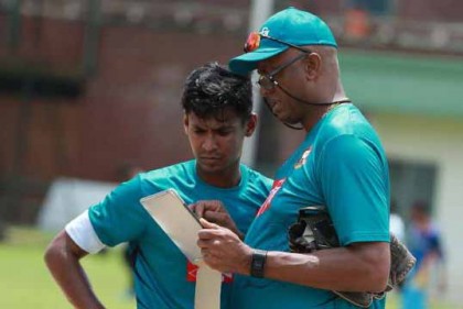 কোর্টনি ওয়ালশকে নিয়ে ভাবার সময় হয়েছে