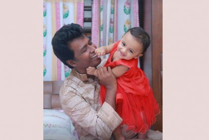 অর্থের অভাবে মৃত্যুর প্রহর গুণছেন শিক্ষক রাজীব মীর