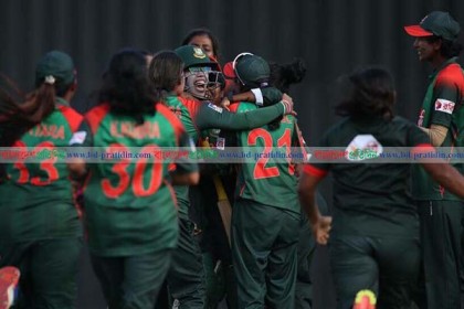 পাকিস্তানের পর এবার ভারতকে হারাল বাংলাদেশের মেয়েরা
