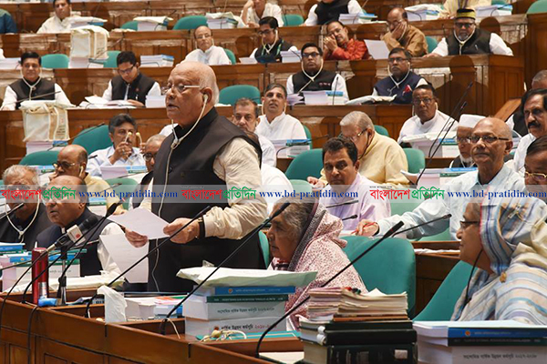 করপোরেট কর কমছে