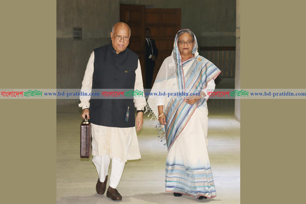 ইতিহাস গড়লেন মুহিত