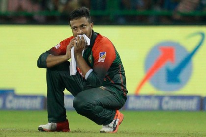 লজ্জার হারকে কষ্টদায়ক বললেন সাকিব