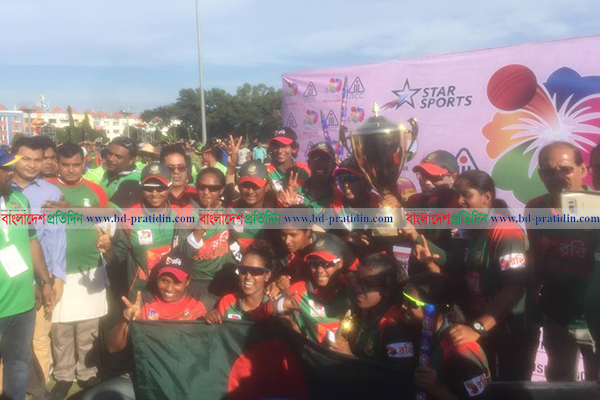 ভারতকে হারিয়ে নারী এশিয়া কাপের চ্যাম্পিয়ন বাংলাদেশ  