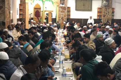 স্পেনে 'ঢাকা ফ্রুটাস'র ইফতার মাহফিল

