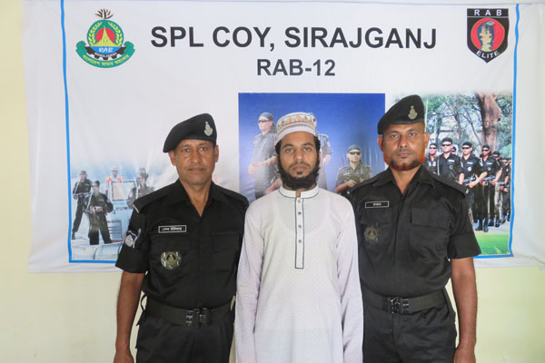সিরাজগঞ্জে জেএমবি সদস্য আটক