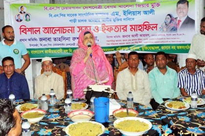 'বিএনপির নেতাকর্মীদের ক্রসফায়ার করা হচ্ছে'