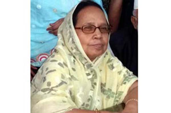 এমপি হিসেবে শপথ নিলেন খালেকের স্ত্রী হাবিবুন নাহার
